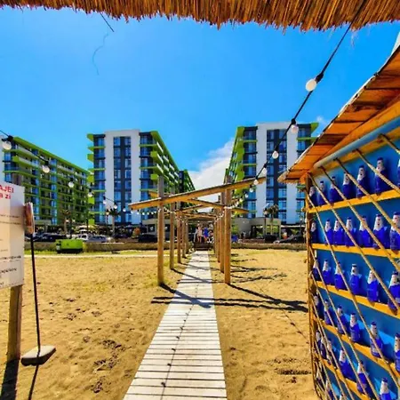 Alezzi Beach Apartament Prima Linie La Mare Piscina,gym,sauna,parcare Apartament